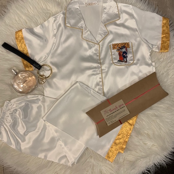 Korean Style Silk Pajamas - Picture 3 of 6